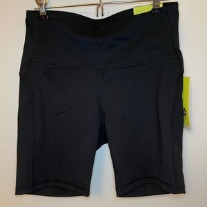 Target/All In Motion: CONTOUR Curvy 7” Bike Shorts